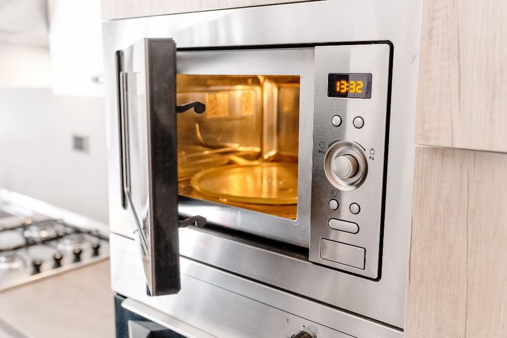 Samsung Vs LG Microwave
