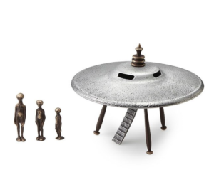 Flying Saucer + Alien Family