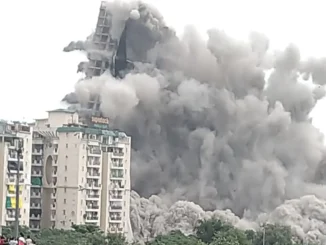 What led to demolition of Supertech twin towers buildings