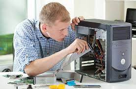 7 Budget-Friendly Benefits of Hiring Professionals for Computer Repair