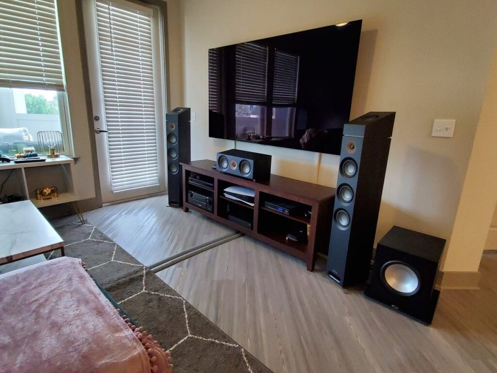 How to Setting Up the Home Theater System 1 July 11 home theatre2