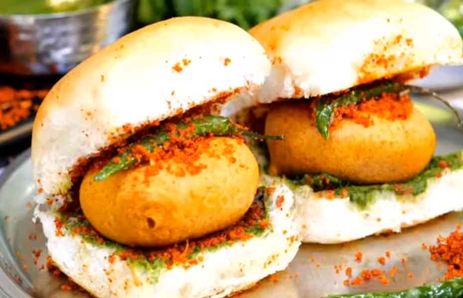 Best Indian Street Snack as Vada Pav for Quick Hunger Cravings 2 hunger cravings3