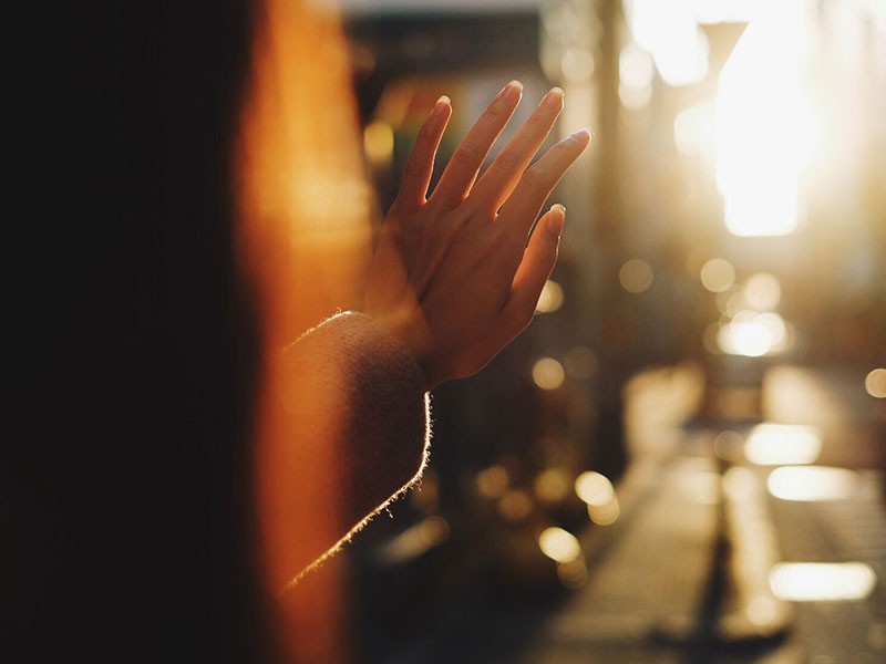 How to Deal With Missing Someone 1 missing2